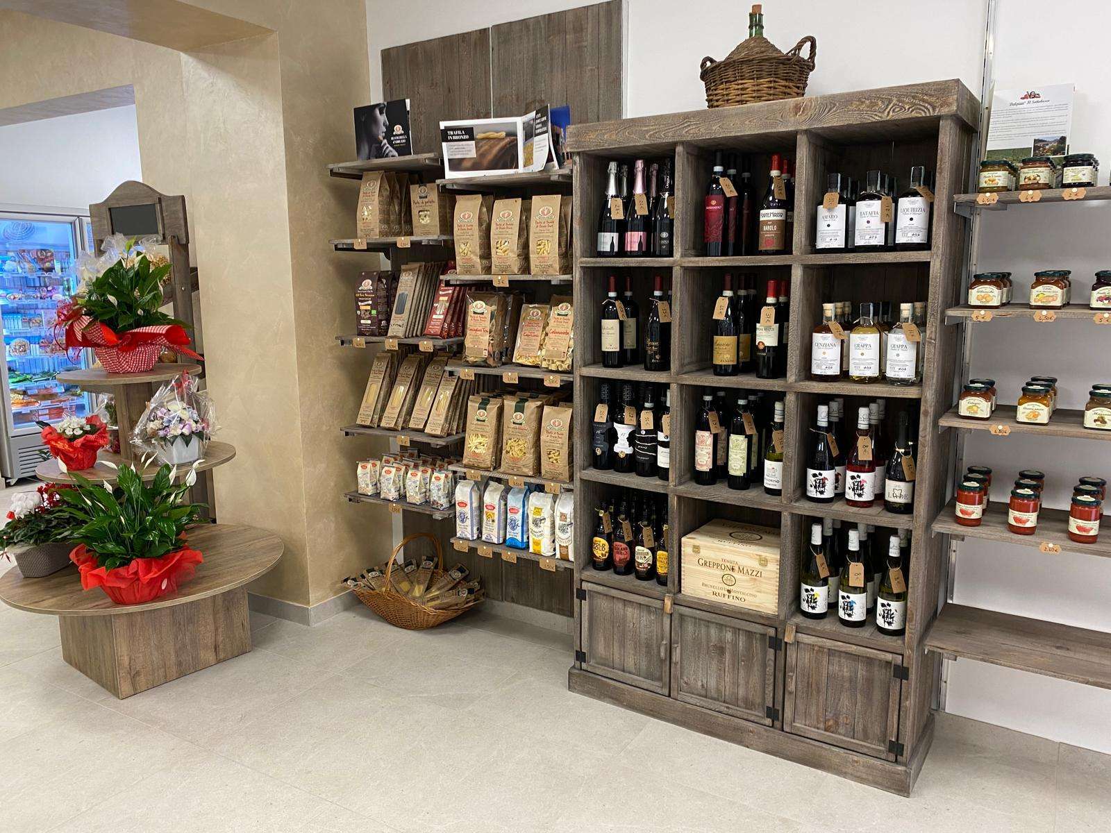 La Cantina